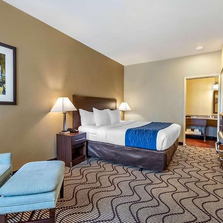 Comfort Inn & Suites Orange County John Wayne Airport Santa Ana Bagian luar foto