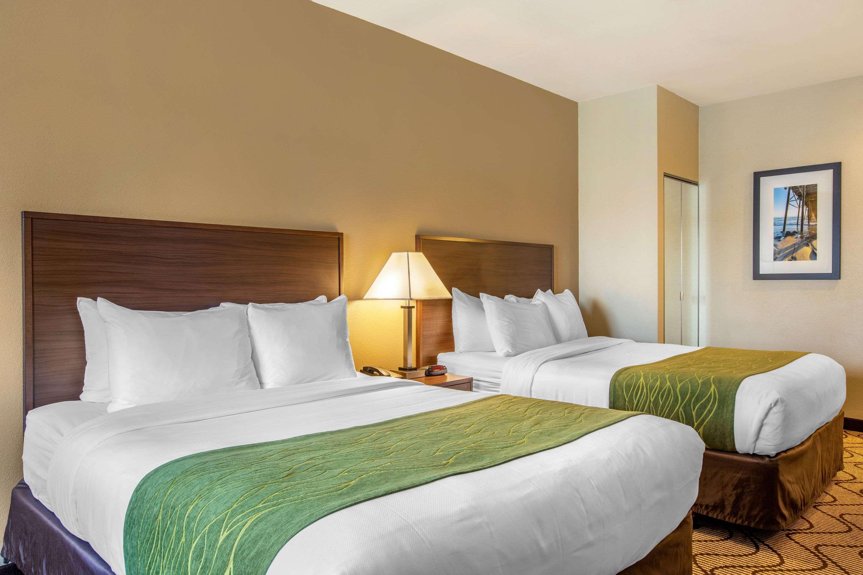 Comfort Inn & Suites Orange County John Wayne Airport Santa Ana Bagian luar foto