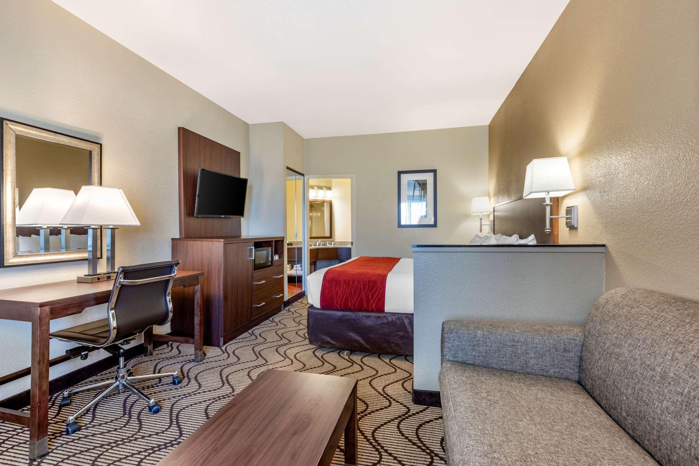 Comfort Inn & Suites Orange County John Wayne Airport Santa Ana Bagian luar foto