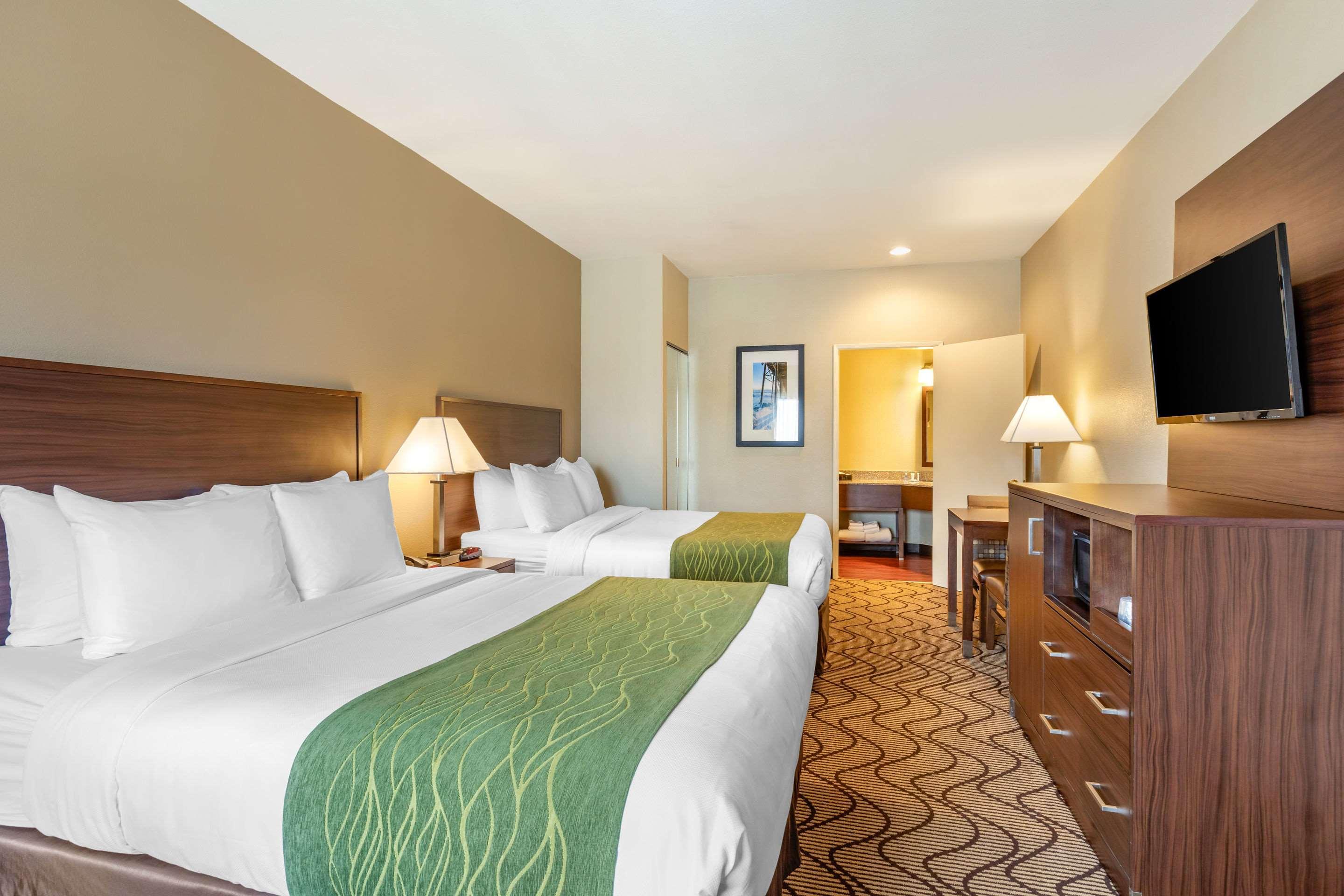 Comfort Inn & Suites Orange County John Wayne Airport Santa Ana Bagian luar foto