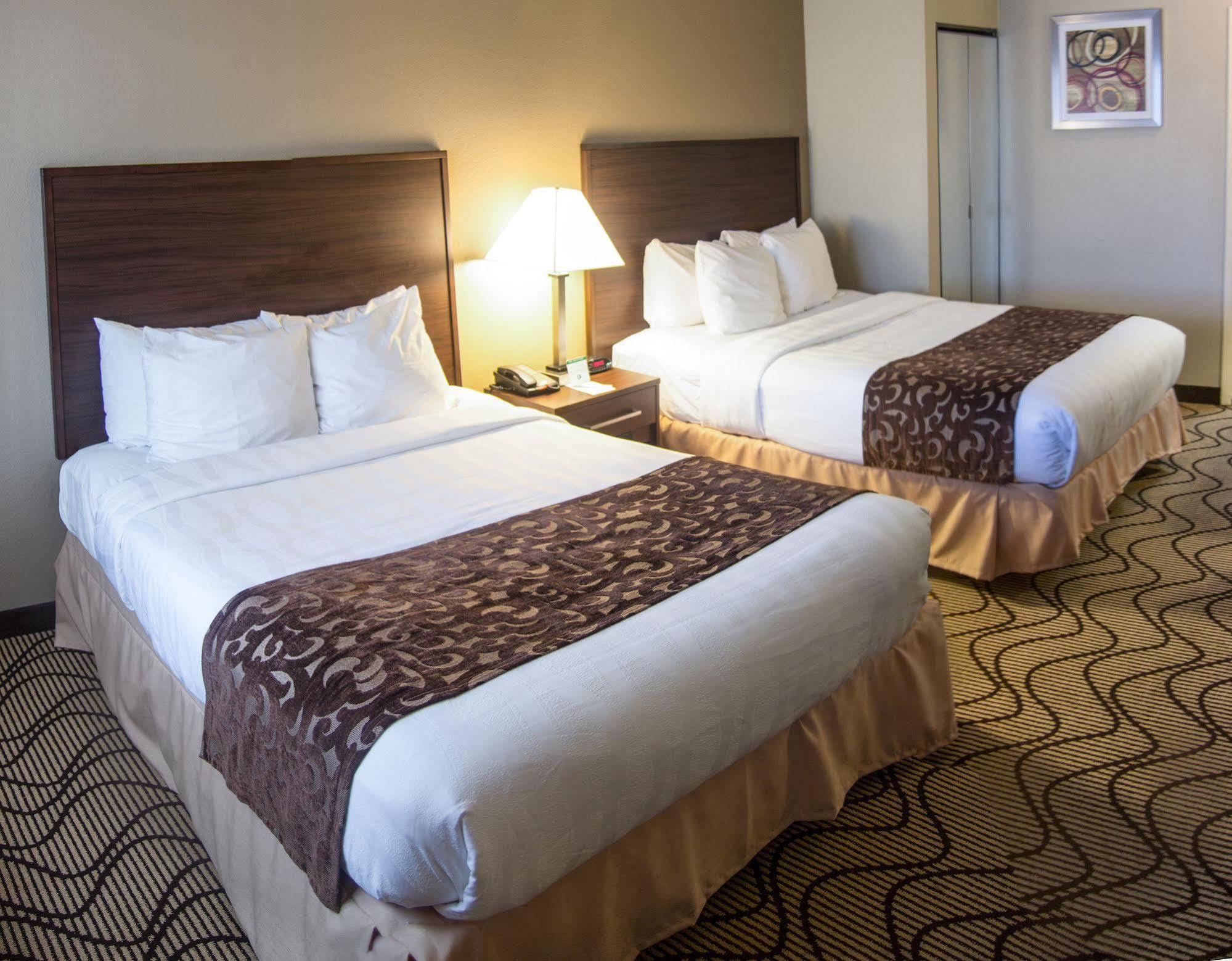 Comfort Inn & Suites Orange County John Wayne Airport Santa Ana Bagian luar foto