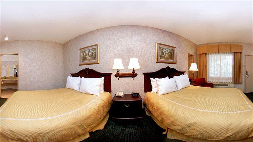 Comfort Inn & Suites Orange County John Wayne Airport Santa Ana Bagian luar foto