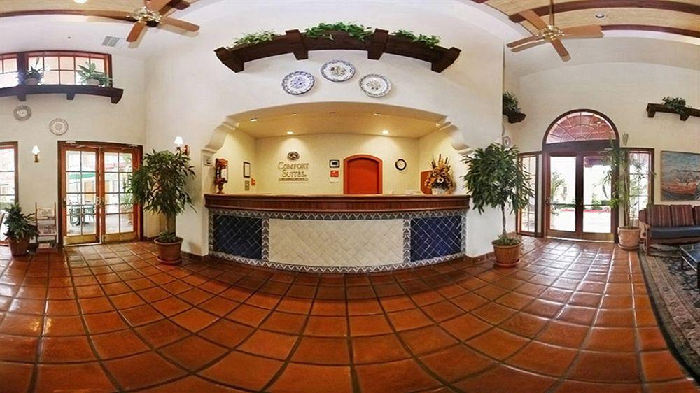 Comfort Inn & Suites Orange County John Wayne Airport Santa Ana Bagian luar foto